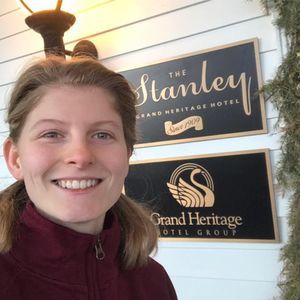 Meet your Posher, Brooke